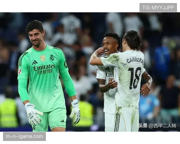 库尔图瓦携手米利唐筑起钢铁防线，默契配合助球队强势回暖