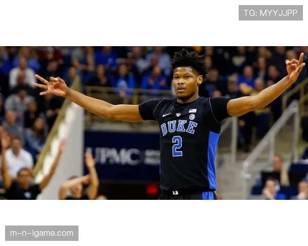 伊萨克与奥斯梅恩：技术流与身体流锋线风格对比